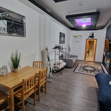 31 London Road Liverpool Studio Sleeps 4 ภายนอก รูปภาพ